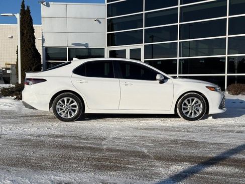 Used 2023 Toyota Camry LE w/ Convenience Package image 2