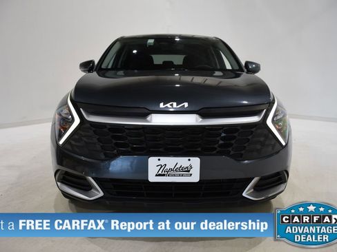 Used 2023 Kia Sportage LX image 2