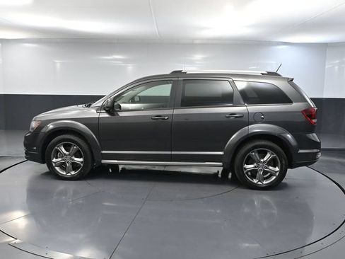 Used 2017 Dodge Journey Crossroad AWD/4WD image 9