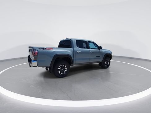 Used 2023 Toyota Tacoma TRD Off-Road AWD/4WD image 8