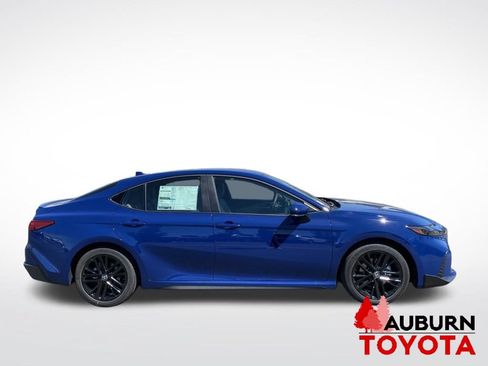 New 2026 Toyota Camry SE w/ Convenience Package FWD image 8