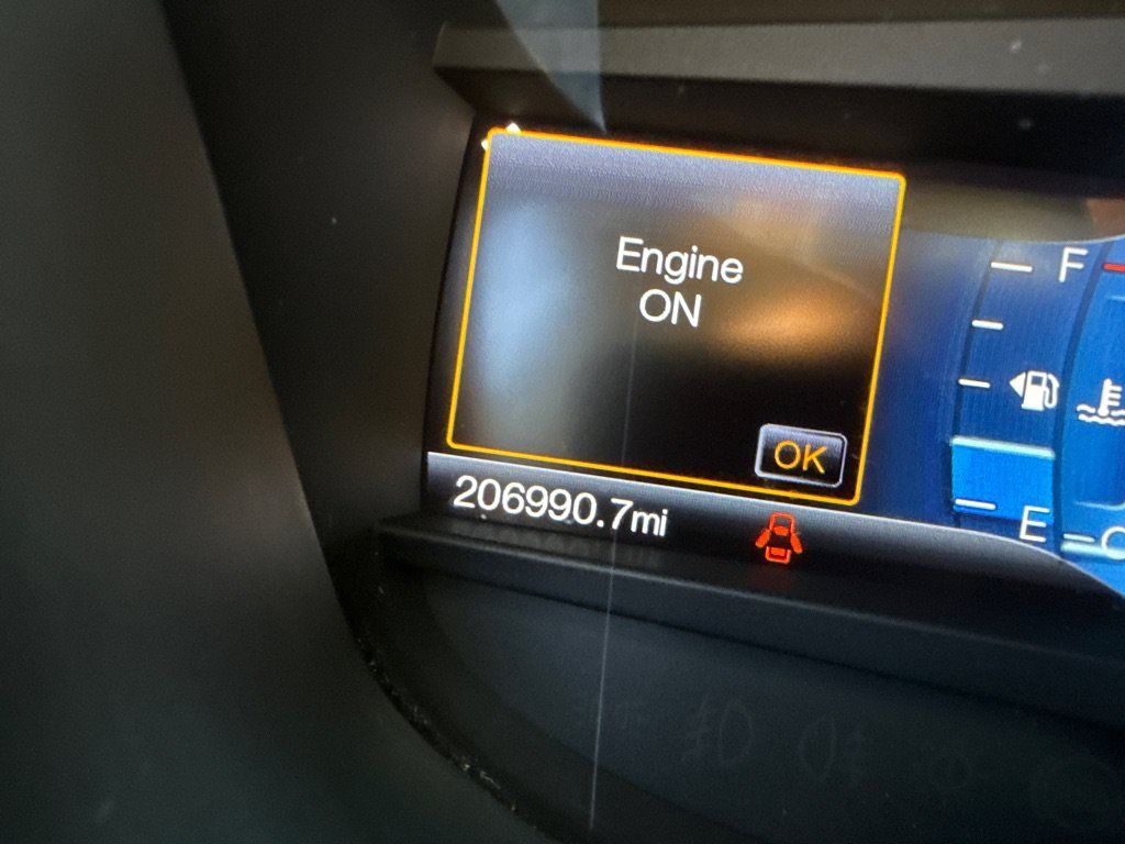 Used 2016 Ford Fusion SE w/ Equipment Group 202A FWD image 15
