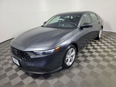 Certified 2025 Honda Accord LX image 12