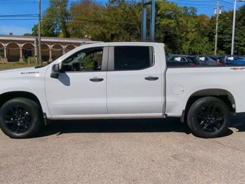 Certified 2023 Chevrolet Silverado 1500 Custom w/ LPO, Dark Essentials Package image 5