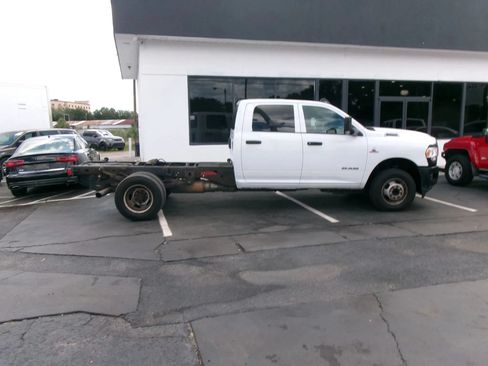 Used 2021 RAM 3500 Tradesman w/ Max Tow Package AWD/4WD image 2