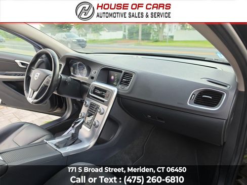 Used 2017 Volvo V60 T5 Cross Country w/ Climate Package AWD/4WD image 45