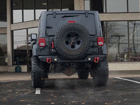 Used 2013 Jeep Wrangler Unlimited Rubicon image 7