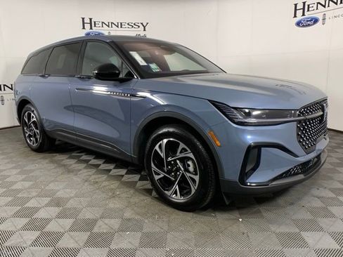 New 2025 Lincoln Nautilus Premier w/ Equipment Group 102A image 10