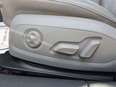 Used 2018 Audi A5 2.0T Premium Plus w/ Premium Plus image 12