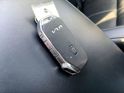 Used 2022 Kia Telluride SX w/ Nightfall Edition Package image 34