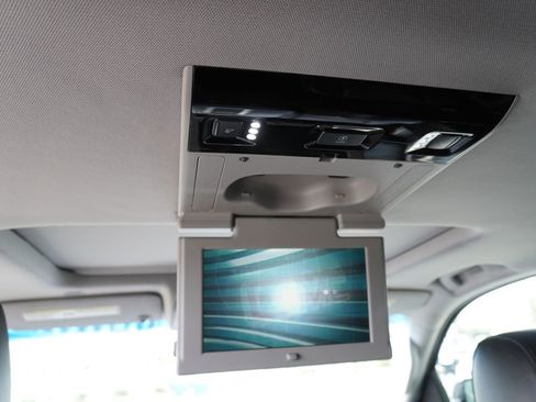 Used 2017 GMC Yukon Denali w/ Open Road Package image 23