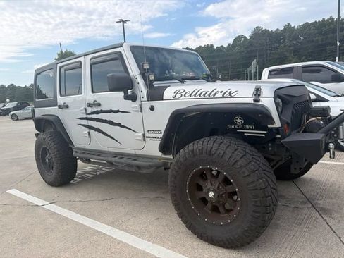 Used 2012 Jeep Wrangler Unlimited Sport AWD/4WD image 7