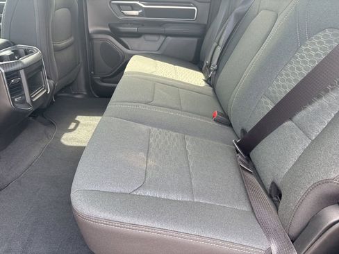 New 2026 RAM 1500 4x4 Crew Cab image 32