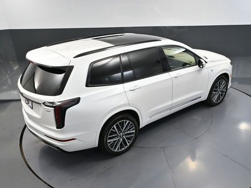 Used 2024 Cadillac XT6 Sport w/ Platinum Package image 67