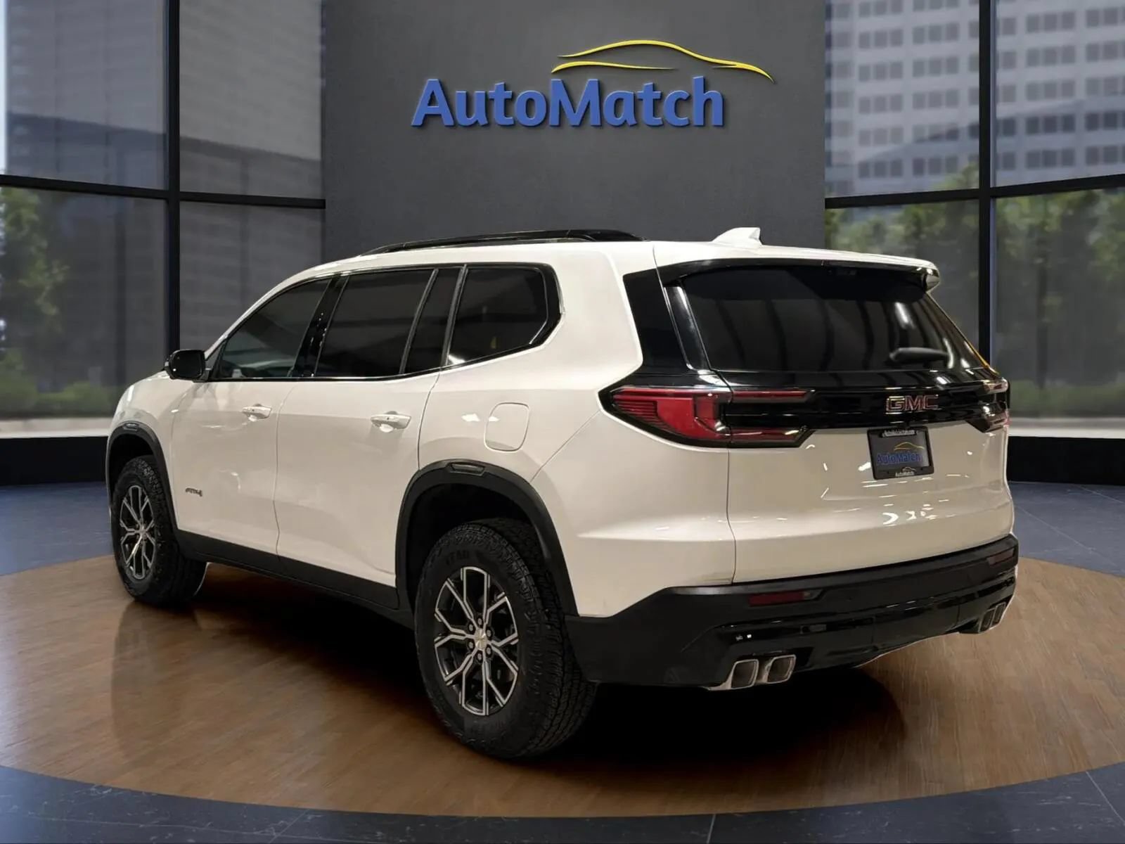 Used 2026 GMC Acadia AT4 w/ LPO, Floor Liner Package AWD/4WD image 9