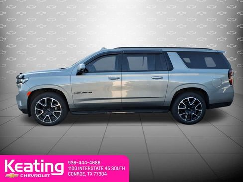 Used 2023 Chevrolet Suburban RST w/ Luxury Package RWD image 6