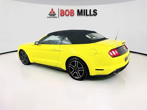 Used 2021 Ford Mustang Premium image 5