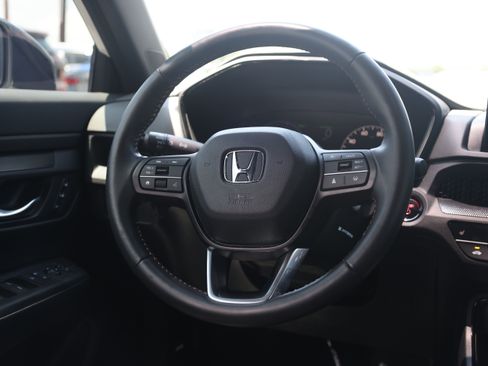 Used 2025 Honda CR-V Sport-L image 6