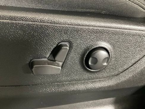 Used 2022 RAM 1500 Big Horn AWD/4WD image 28