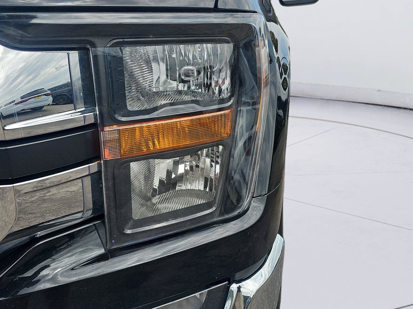 Used 2023 Ford F150 XLT RWD image 11