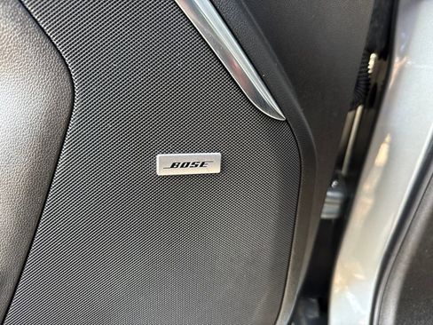 Used 2025 GMC Yukon Denali AWD/4WD image 23