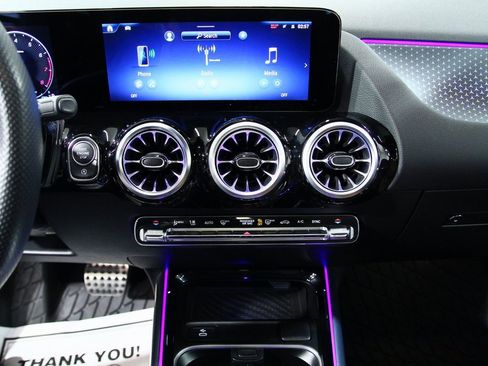 Used 2025 Mercedes-Benz GLA 250 4MATIC image 20