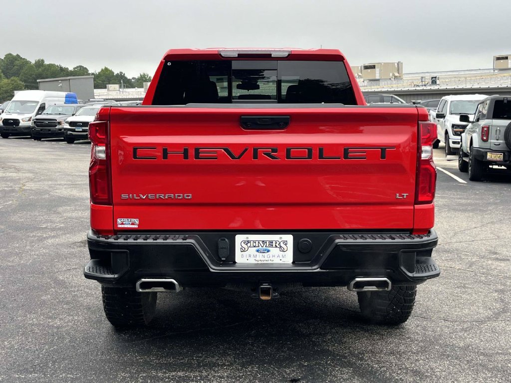 Used 2024 Chevrolet Silverado 1500 LT Trail Boss w/ Convenience Package II AWD/4WD image 5