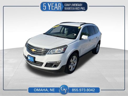 Used 2017 Chevrolet Traverse LT w/ Style and Technology Package AWD/4WD image 1