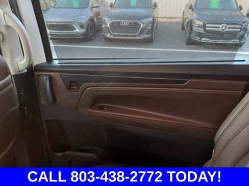 Used 2026 Honda Odyssey Touring image 16