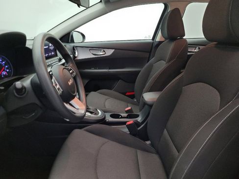 Used 2024 Kia Forte LXS image 17