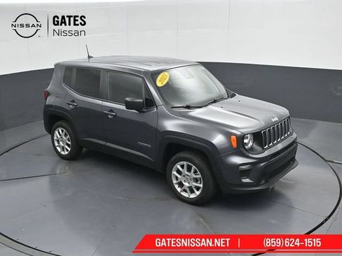 Used 2023 Jeep Renegade Latitude AWD/4WD image 45