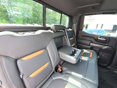 Used 2020 GMC Sierra 1500 AT4 w/ AT4 Premium Package AWD/4WD image 16