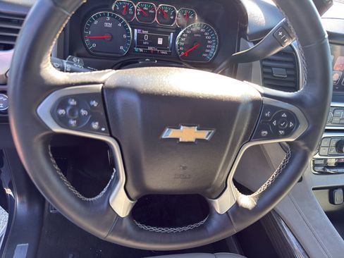 Used 2017 Chevrolet Suburban LT AWD/4WD image 16