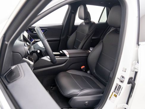 Certified 2025 Mercedes-Benz GLC 300 4MATIC image 15