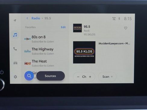 Certified 2025 Toyota Tacoma TRD Off-Road AWD/4WD image 25