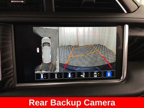 Certified 2022 GMC Yukon XL Denali w/ Max Trailering Package AWD/4WD image 4