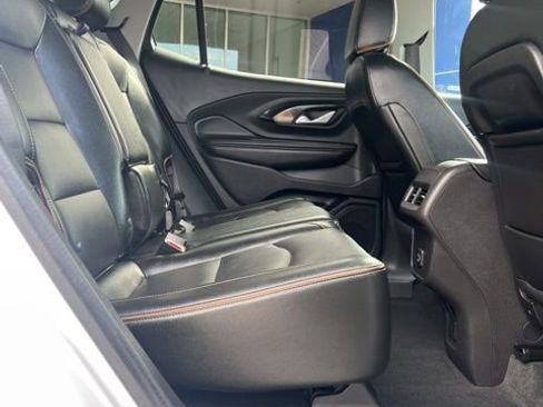 Used 2024 GMC Terrain AT4 image 28