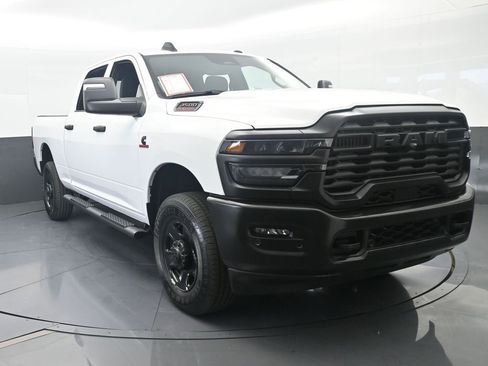 Used 2026 RAM 3500 Tradesman AWD/4WD image 9