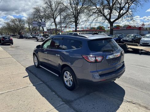 Used 2014 Chevrolet Traverse LT w/ LPO, 'HIT The Road' Package AWD/4WD image 11