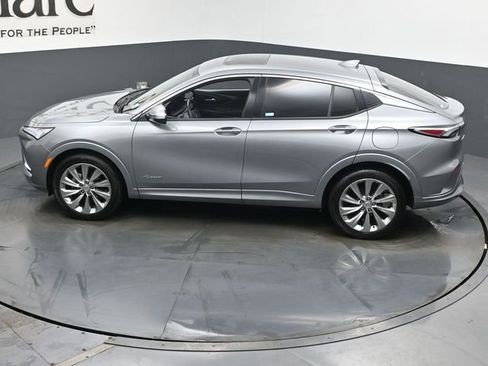 Used 2025 Buick Envista Avenir FWD image 43