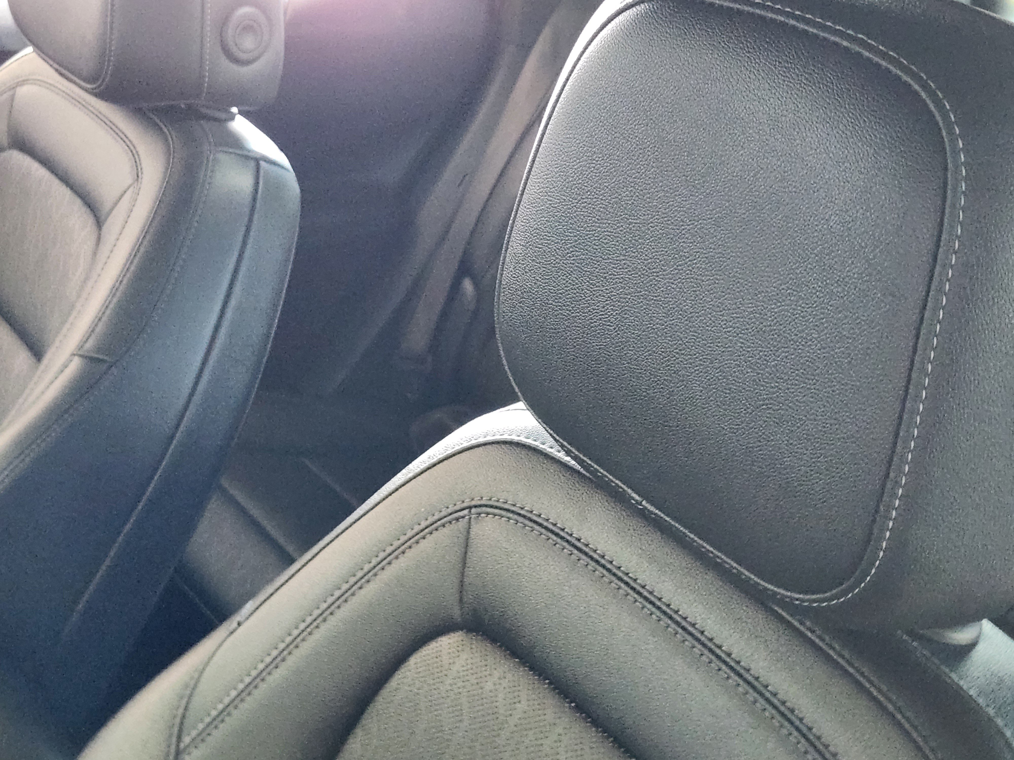 Used 2025 Chevrolet Equinox LT w/ Convenience Package II FWD image 16