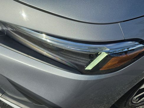 Certified 2023 Honda Civic EX-L image 7