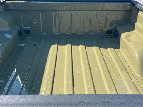 New 2025 Jeep Gladiator Sport image 11