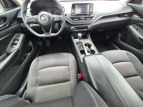 Used 2024 Nissan Altima 2.5 S FWD image 26