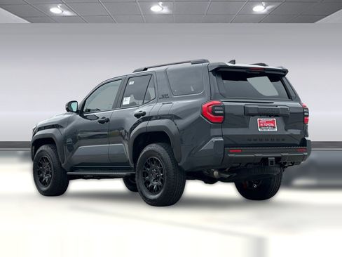 New 2026 Toyota 4Runner SR5 image 8