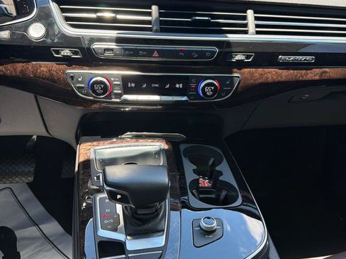 Used 2019 Audi Q7 3.0T Premium Plus AWD/4WD image 12