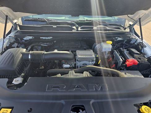 Used 2022 RAM 1500 Big Horn AWD/4WD image 34