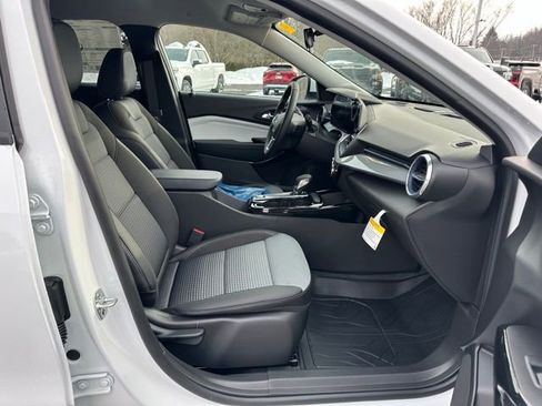 New 2026 Chevrolet Trax LT w/ LT Convenience Package image 15