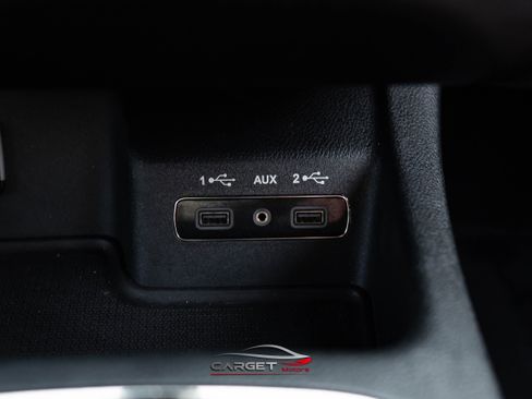 Used 2018 Dodge Durango SRT w/ SRT Interior Appearance Group image 34