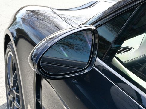 Used 2019 Porsche Panamera GTS image 14